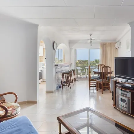 Apartament Deveses